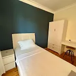 Merkezde Sueit Apartamento