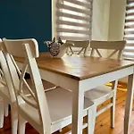 Merkezde Sueit Apartamento