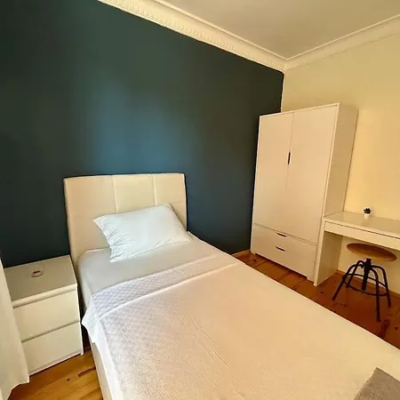 Merkezde Sueit Apartament